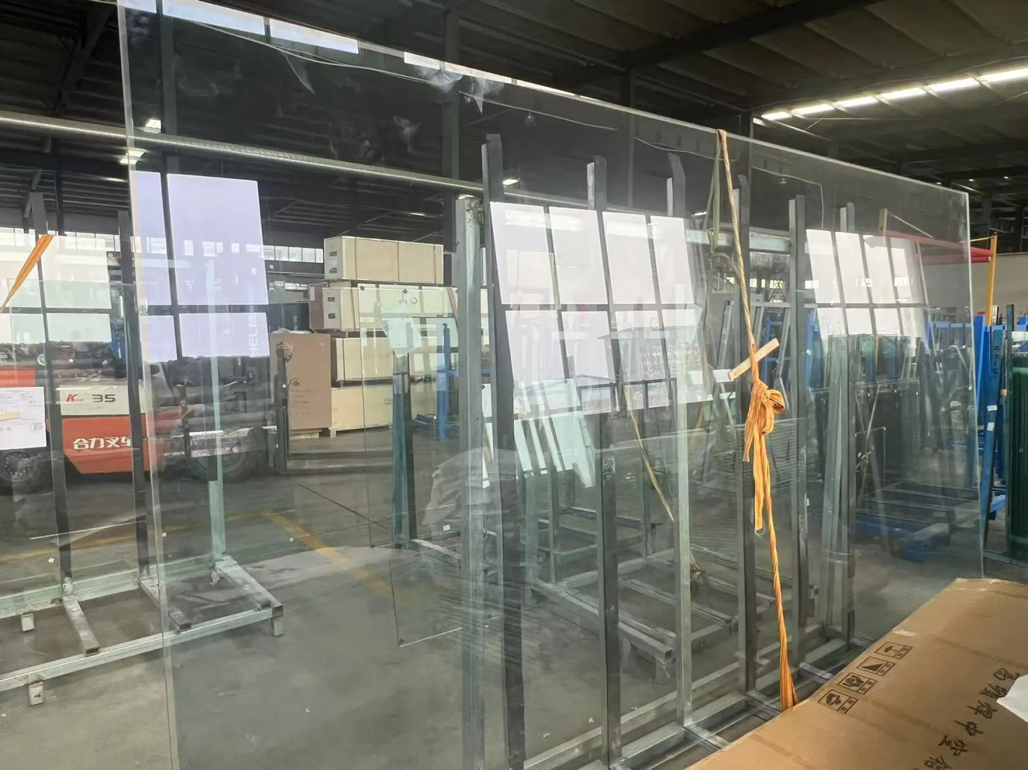 比如超大白玻璃